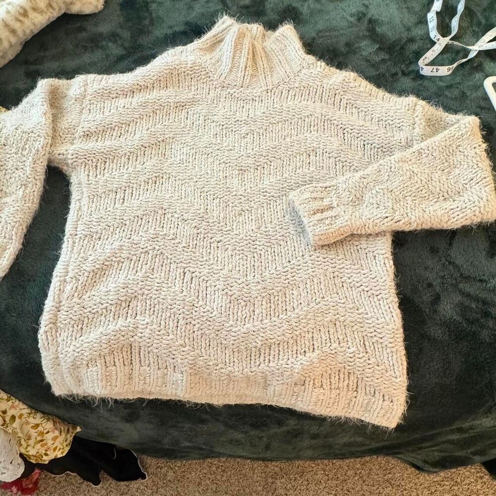 Asos Women's White and Cream Jumper